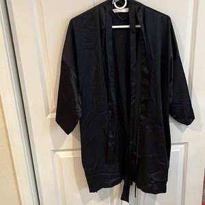 Victorias Secret OS black robe with tie used but good condition